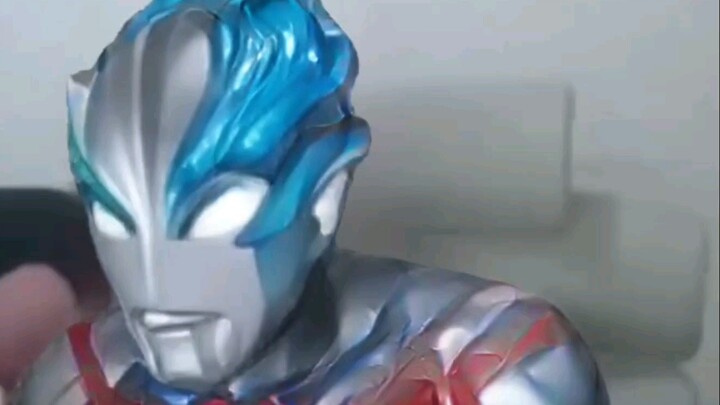 I want to pick a flower and give it to the string man~