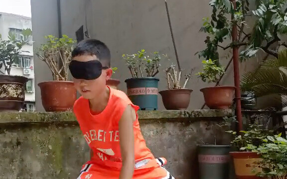 “不像学的，像没忘干净的，太丝滑！”