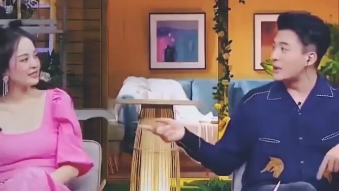 古力娜扎从来不给备注 气得胡歌对她爆粗口