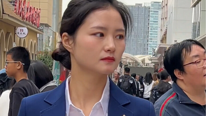 Hãy xem ta một mình trấn ải, khiến vạn người đều phải cúi đầu! #TỏaSứcHútTrọnVẹn