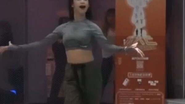 [พี่ชวนจื่อ] การได้เห็นการเต้นรำละตินของ Beijing Dance Academy เป็นอะไรที่น่าทึ่งมาก! แซมบ้าที่ทำให้