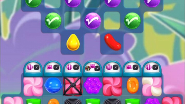 Ada permen yang belum terbuka, candy crush