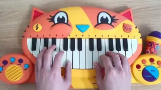 Playing Demon Slayer OP on a cat organ