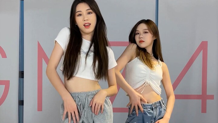 【กำลังซ้อมในห้องซ้อม GNZ48】GNZ48-ฟู่ปิงปิง & GNZ48-หลินจือ - ห้องซ้อมเต้นเพลง "rollin'"