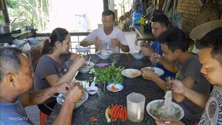 Ngày của Phở nên phải ăn Phở | MienTayTV