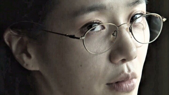 Kadang-kadang orang merasa lelah hanya dengan tetap membuka mata.