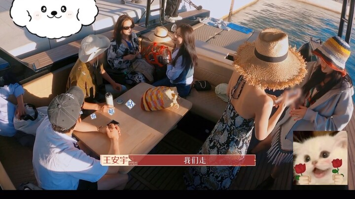 Found a makeup artist for Meibao in the behind-the-scenes footage!