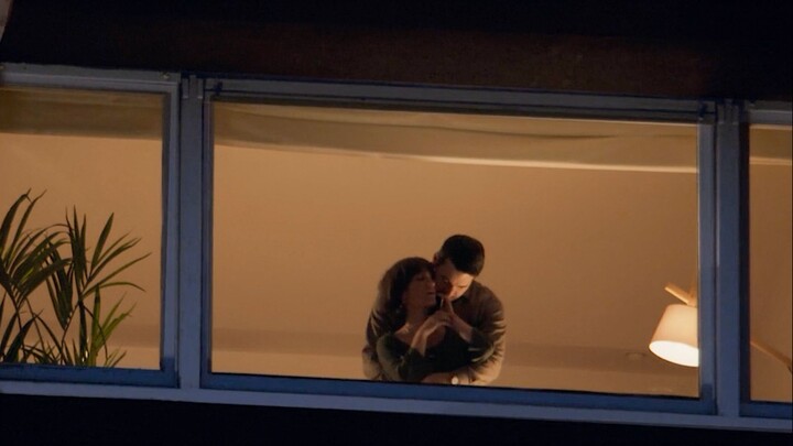 Thriller & Suspense: A Normal Family on the Brink of Ruin—Both Husband and Wife Have Major Behaviora