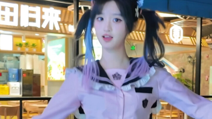 是哪些小笨蛋还不睡觉呀～