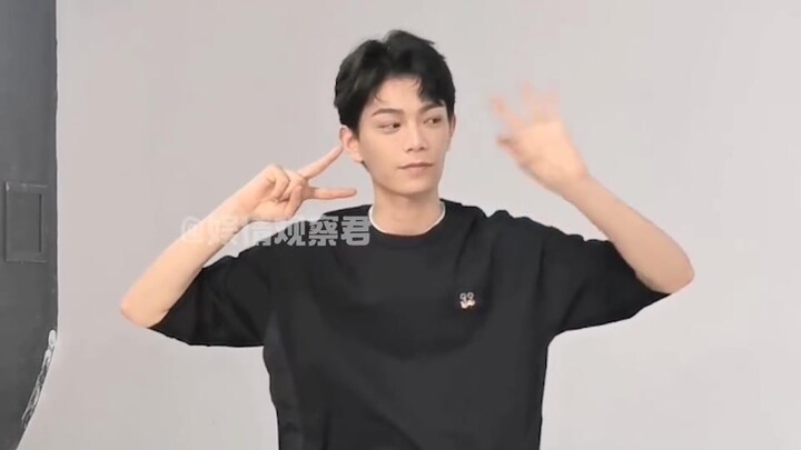 【Ding Yuxi】 Entertainment Observer #NoLaughChallenge