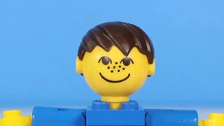 Bạn có loại Lego kỳ lạ nào được bày bán trên kệ không?