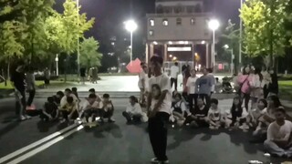Các trường cao đẳng khác nhau của trường sẽ nhảy múa tưng bừng tại Gala Tết Trung thu