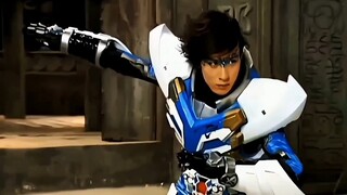 When Xiao Fei summoned the armor, not only was he handsome, but he also talked so much?