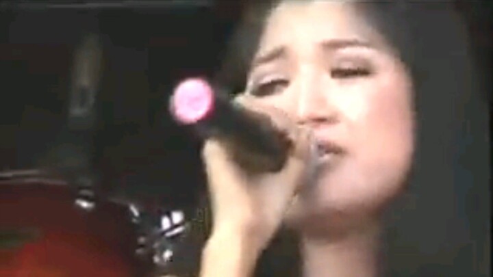 BUNGA  //  NENA FERNANDA