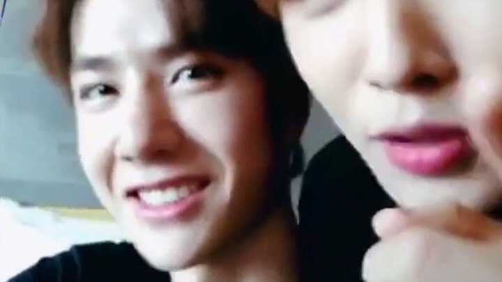 【وانغ ييبو】X【لي ونحان】من هو في قلب وانغ ييبو ذلك الأرنب الصغير الذي يحب سبونج بوب؟