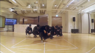 Suspected to be the practice room version of EXO's latest Chinese song