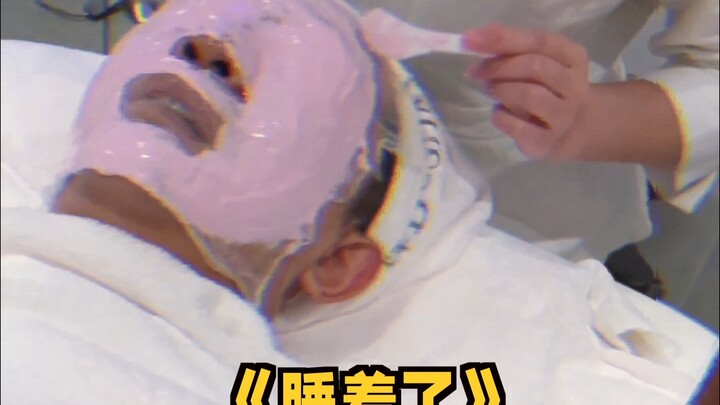 Hari ini aku mencoba merasakan kehidupan wanita elegan sejenak. Aku hanya ingin bilang, mulai sekara