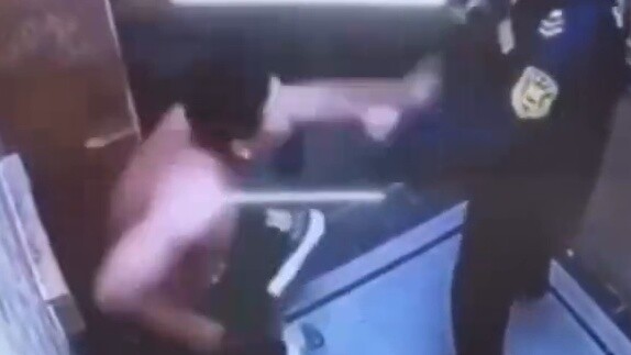 Security guard: I just don't know how to deal with life, not you. -- Five-star security guard's one-