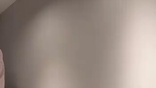 Bạn không biết cách luyện tập hip-hop cơ bản? Bạn phải học cách thực hiện các động tác một cách mượt