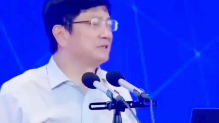 Rektor Zheng Qiang mengkritik keras universitas-universitas di Tiongkok yang terobsesi dengan pering