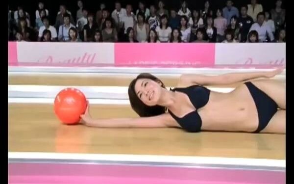 Hahahaha, this Japanese advertisement is so imaginative