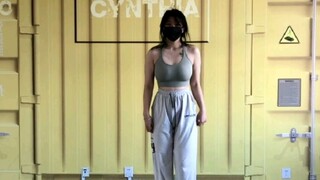 宣美tail翻跳