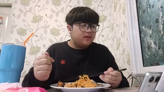 กินบะหมี่มยอน