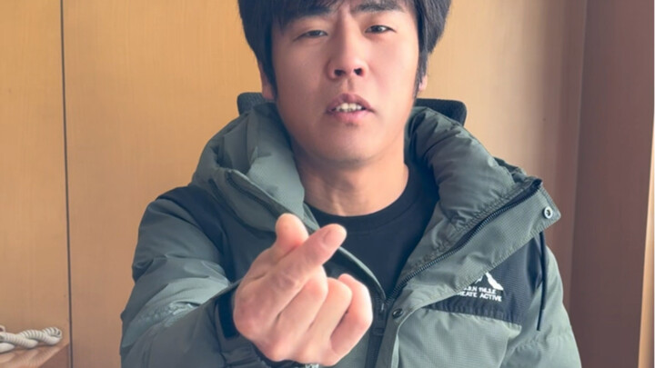 เพื่อนๆ ชาวเซินเจิ้น ฉันกลับมาอีกแล้ว! วันที่ 28 ธันวาคม พบกันที่ร้าน flagship ของ Mr. เฮ่อเฟิ่น ย่า