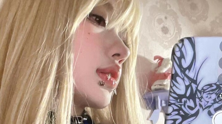 ว่ากันว่าผลงานของนักวาดจะมีสไตล์คล้ายกับตัวตนของผู้วาดเลยนะ~