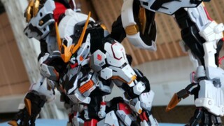 ในที่สุดก็เสร็จสิ้น Barbatos Powerful Edition ใช้เวลาสองเดือน