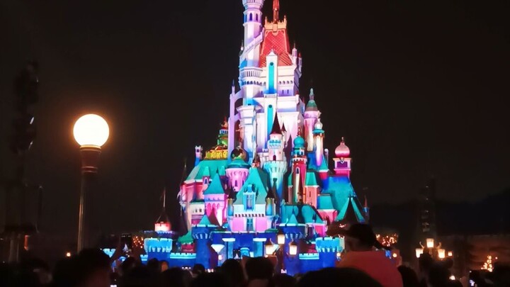 Hong Kong Disney land fireworks