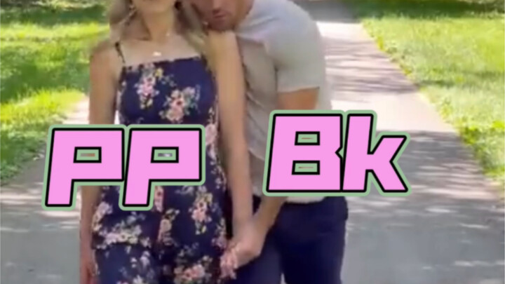 Cặp đôi Thái Lan đi dạo công viên