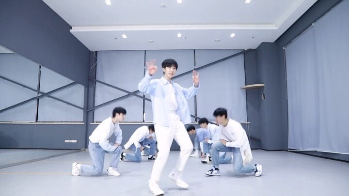 【Times Youth League】Practice Room Version of “Is It Just Me?” | 20.12.09