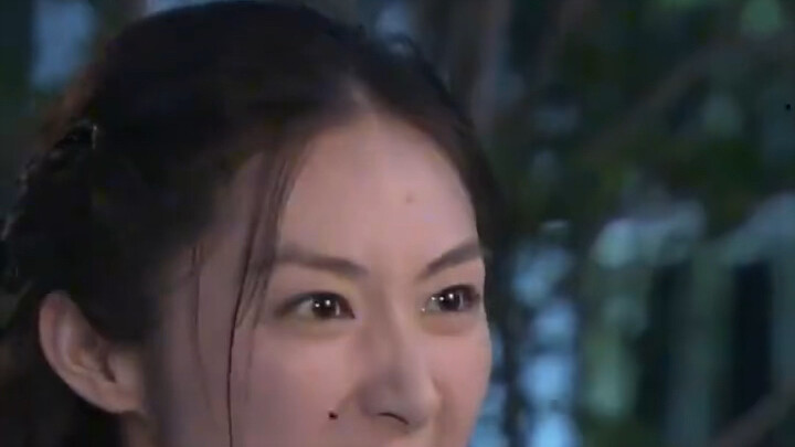 Người logic nhất cả bộ phim lại mặc đồ bệnh nhân