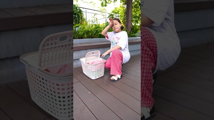 SHK - Vứt Rác Bữa Bãi - Throwing Garbage at the Beach #shorts #SuperHeroKids #funny #troll