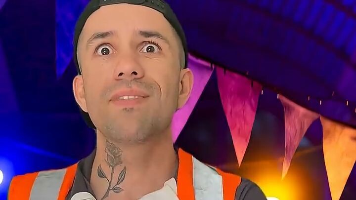 Só queria comer o bolo! 我只想吃蛋糕！