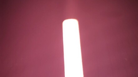 ذكرى المرض الخطير، لكنه مهووس بعصا الضوء