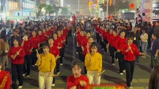 Penuh rasa! Budaya nyanyian dan tarian Han Inggris tradisional Tiongkok yang sudah lama ada telah di