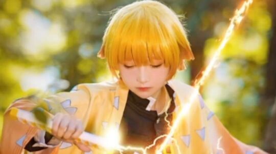 Agatsuma zenitsu || best cosplay ||🔥