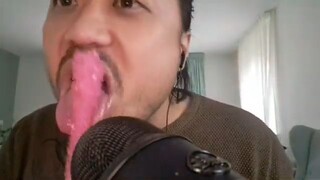 ASMR PINK ROCK SUGAR LOLLIPOP 🍭 (NO TALKING) EATING SOUNDS IN 1 MINUTE