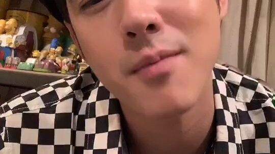 #fan of Mario Maurer