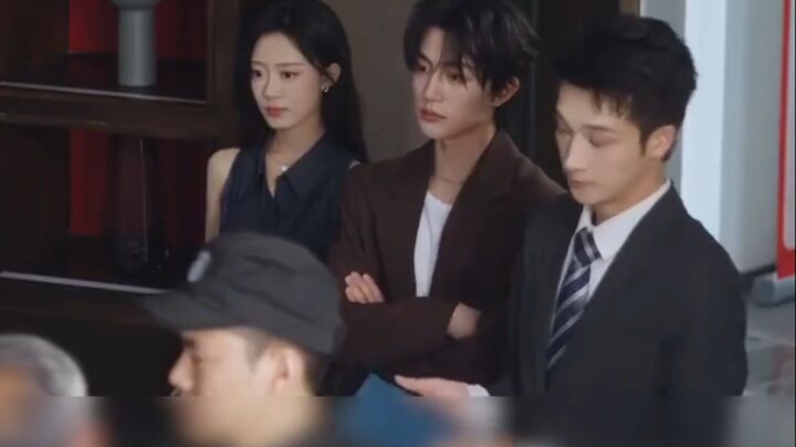Zhang Chi & Hou Chengyue - Api yang berkobar
