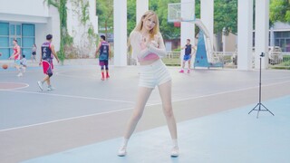 【子婳】竖屏一镜到底的怦然心动！元气粉兔兔来啦❤AOA~❤