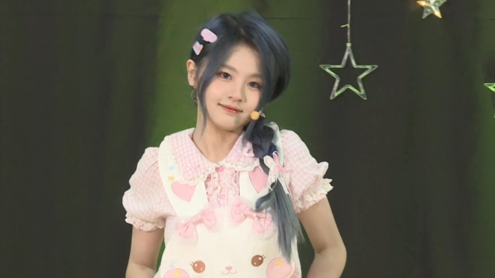 【หวงเสวียนฉี】77 ขโมยชุดกระต่ายไซส์ 66 มาใส่เต้นเพลงรักฉุกเฉิน | เสวียนฉี สวยมากเลย