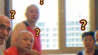 《当我在家人面前装怕我爸》