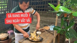 Nghỉ ngơi một ngày làm Con Gà Rang Muối lấy sức ngày sau tiếp tục công việc giúp đỡ bà con.