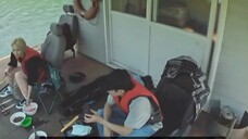 Benar-benar berbagi orang tua. Quan Wonwoo menelepon ayahnya. Ayah tiba-tiba berkata untuk memberika