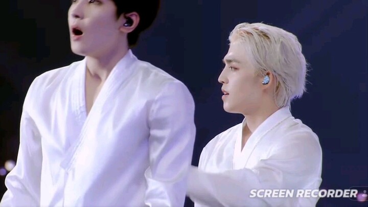 SEVENTEEN CONCERT - FOLLOW