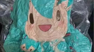 《关于樱樱被提款机压成大饼这件事》