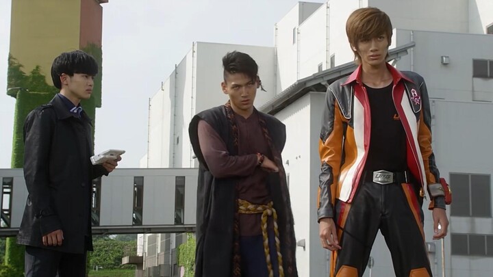 "Ginga: Xiang, hurry up, I want to take it to the back mountain!"
